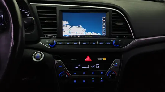 Hyundai AD 1.6 GDI 2017 16