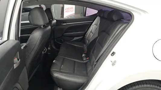 Hyundai AD 1.6 GDI 2017 26