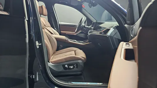BMW X5 (G05) xDrive 40i M 2025 26
