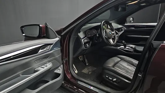 BMW 6 Series GT (G32) 620d xDrive M 2020 11