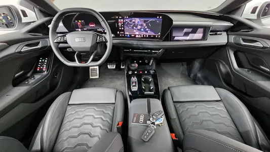 Audi A6 e- S Line 2025 7