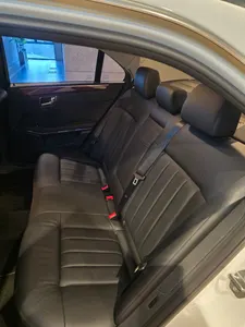 Mercedes-Benz E-Class W212 E300 2011 19