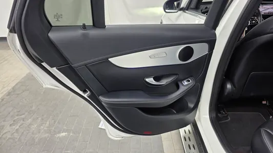 Mercedes-Benz GLC-Class X253 GLC300e 4MATIC 2021 25