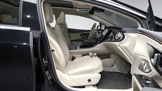 Mercedes-Benz EQS V297 EQS350 2022 26
