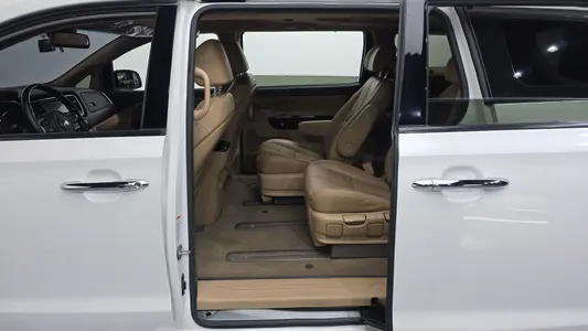 Kia 카니발 7 2015 11