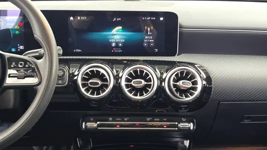 Mercedes-Benz A-Class W177 A220 2020 14
