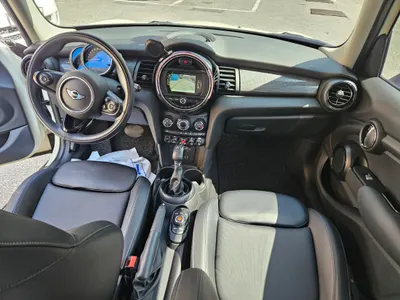 MINI D 5 2017 10