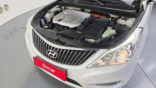 Hyundai HG 2014 6