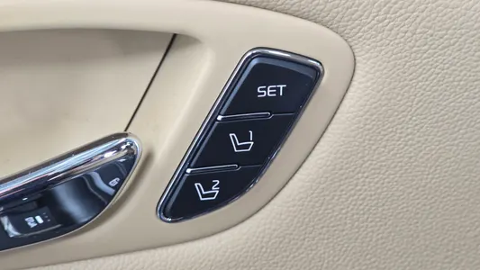 Kia 카니발 9 2019 36