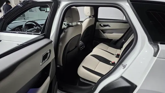 Land Rover 레인지로버 벨라 2.0 D240 R- SE 2019 11