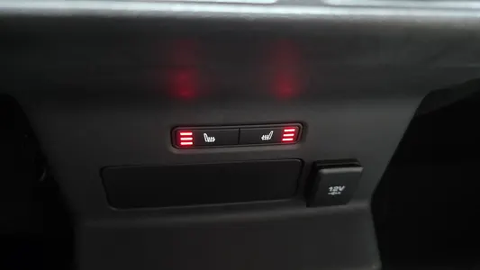 Land Rover 레인지로버 벨라 2.0 D240 R- SE 2019 12