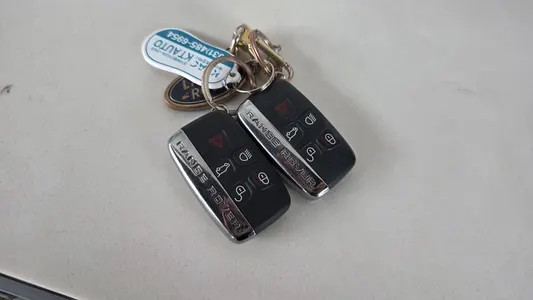 Land Rover 레인지로버 벨라 2.0 D240 R- SE 2019 15