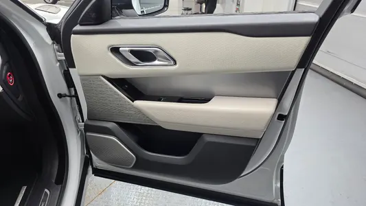 Land Rover 레인지로버 벨라 2.0 D240 R- SE 2019 25