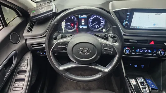 Hyundai (DN8) 2.0 2021 13