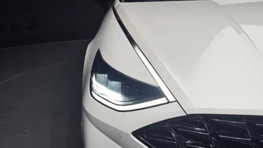 Hyundai (DN8) 2.0 2021 22