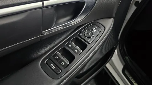 Hyundai (DN8) 2.0 2021 27