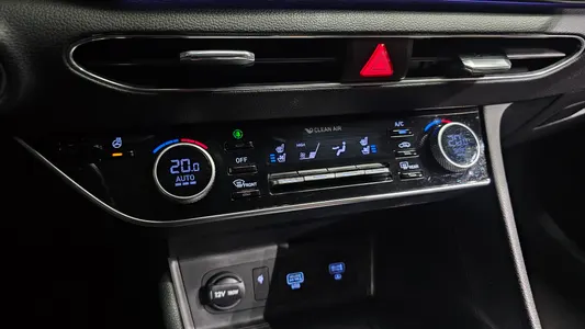 Hyundai (DN8) 2.0 2021 28