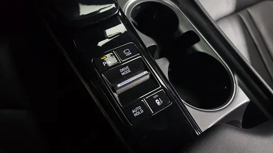 Hyundai (DN8) 2.0 2021 29