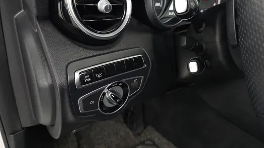 Mercedes-Benz C-Class W205 C220 d 2016 18
