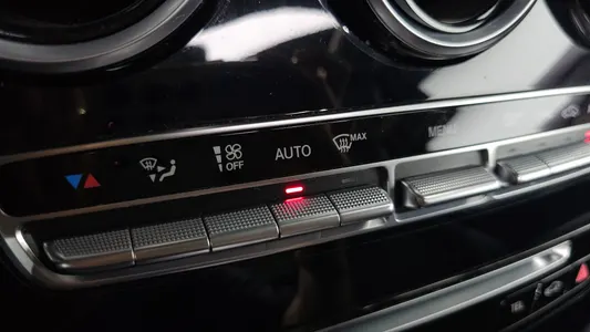 Mercedes-Benz C-Class W205 C220 d 2016 19