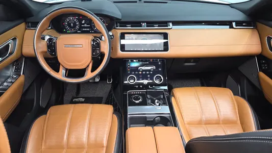 Land Rover 레인지로버 벨라 3.0 D300 R- HSE 2018 6