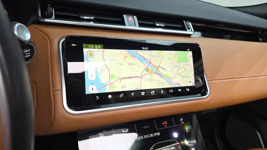 Land Rover 레인지로버 벨라 3.0 D300 R- HSE 2018 12