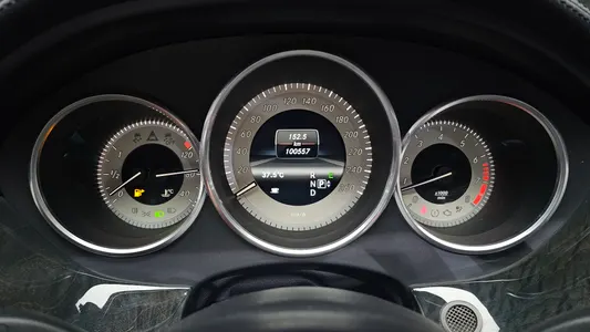 Mercedes-Benz CLS-Class W218 CLS350 2012 8