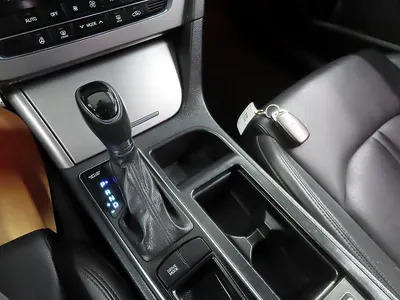 Hyundai LF 2.0 2015 9