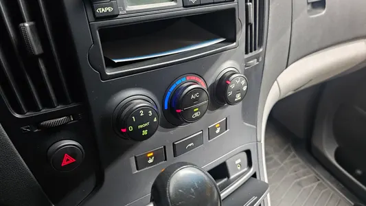 Hyundai Grand Starex 5 2007 29