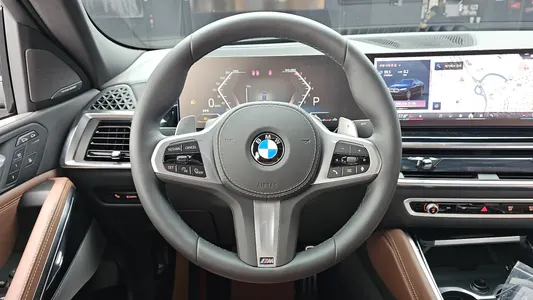 BMW X6 (G06) xDrive40i M 2025 13