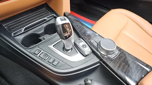 BMW 3 Series GT (F34) GT 320d 2020 9