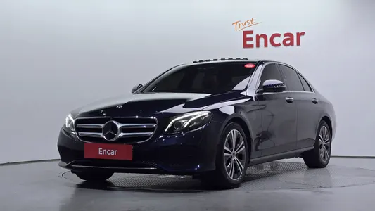Mercedes-Benz E-Class W213 E300 2020