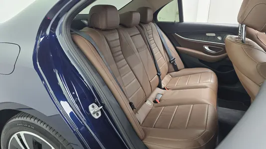 Mercedes-Benz E-Class W213 E300 2020 11