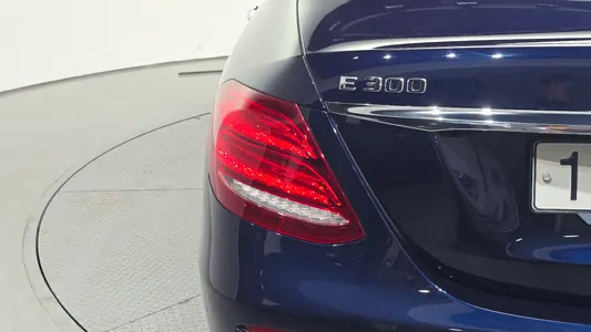 Mercedes-Benz E-Class W213 E300 2020 23