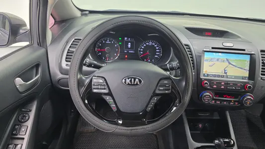 Kia K3 2016 15