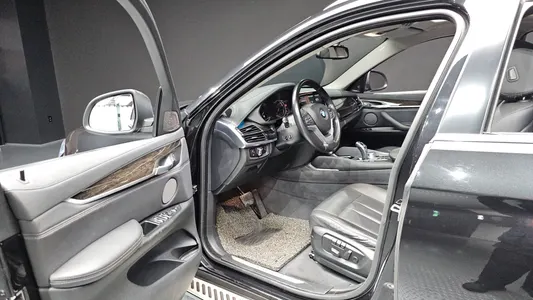 BMW X6 (F16) xDrive 30d 2017 9
