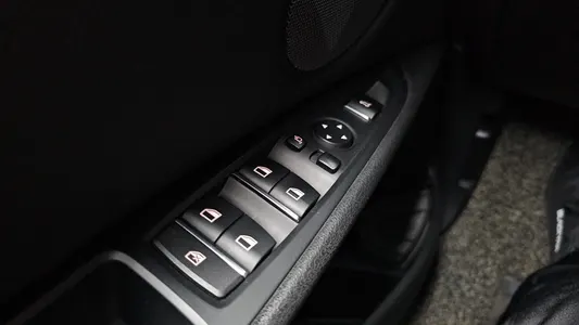 BMW X6 (F16) xDrive 30d 2017 31