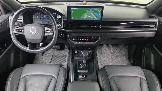 KG Mobility 렉스턴 스포츠 칸 2.2 4WD 2024 7
