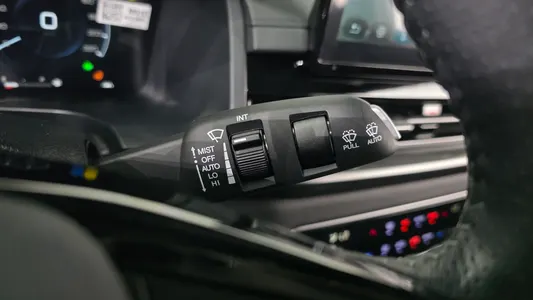 KG Mobility 렉스턴 스포츠 칸 2.2 4WD 2024 27