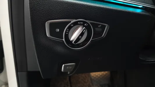 Mercedes-Benz E-Class W213 E300 4MATIC 2017 19