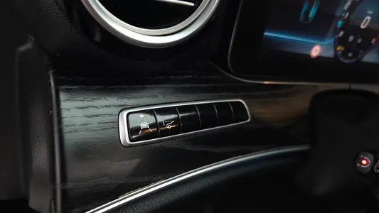 Mercedes-Benz E-Class W213 E300 4MATIC 2017 28