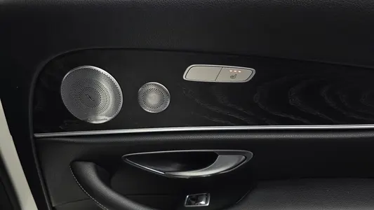 Mercedes-Benz E-Class W213 E300 4MATIC 2017 29