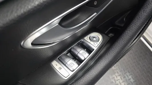 Mercedes-Benz E-Class W213 E300 4MATIC 2017 30
