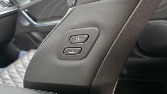 Kia 스팅어 마이스터 3.3 GT AWD 2020 35