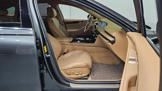 Genesis G80 (RG3) 2.5 AWD 2025 11