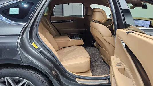 Genesis G80 (RG3) 2.5 AWD 2025 12