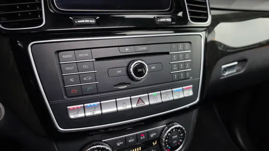 Mercedes-Benz GLE-Class W166 GLE350 d 4MATIC 2016 17