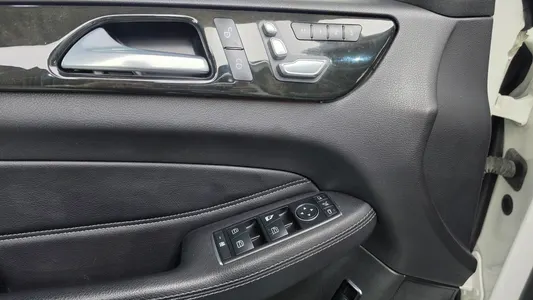 Mercedes-Benz GLE-Class W166 GLE350 d 4MATIC 2016 18