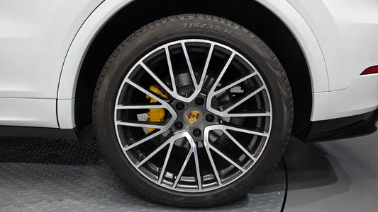 Porsche (PO536) 3.0 2019 21