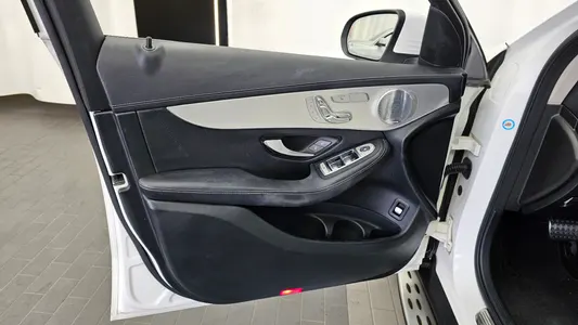 Mercedes-Benz GLC-Class X253 GLC300 4MATIC AMG Line 2019 24